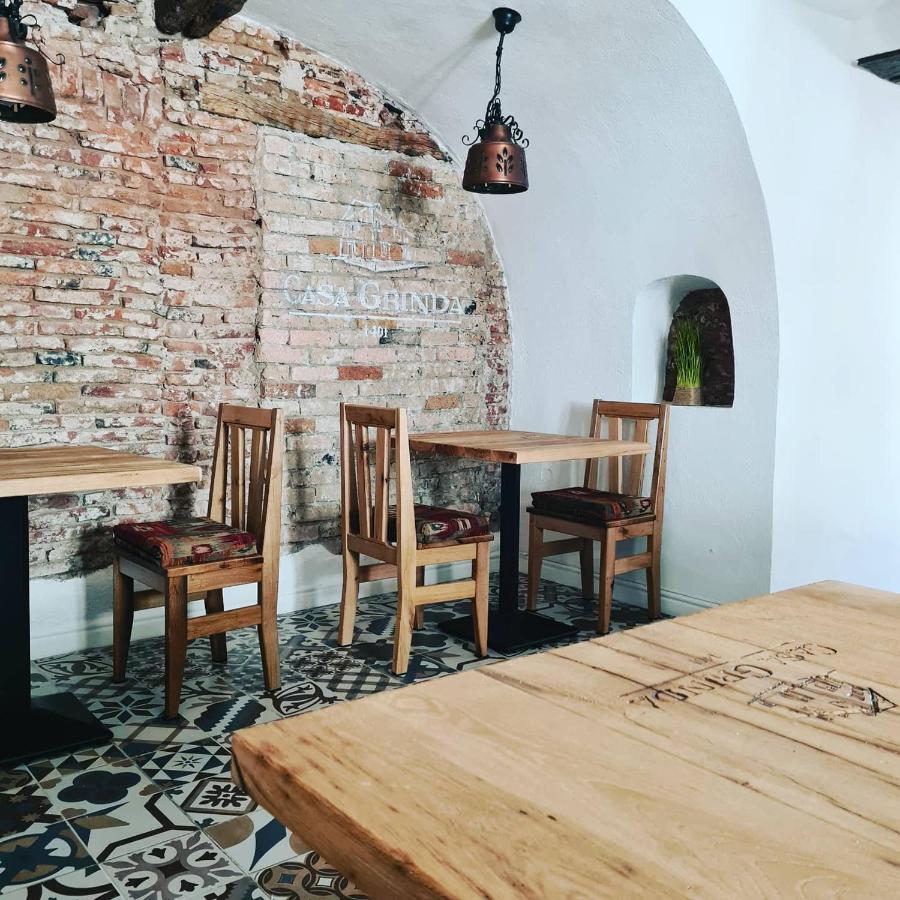 Отель Casa Grinda Сибиу Экстерьер фото